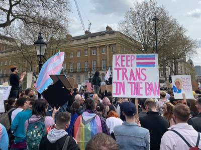 Thousands protest trans people’s exclusion from ‘conversion therapy’ ban outside Downing&nbsp;Street￼